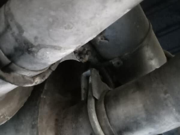 05022025 1969 aston martin db7 volante appraisal and start of strip down (32)