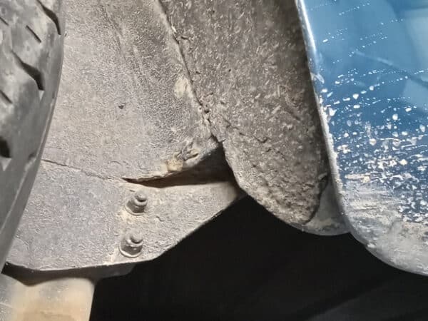 05022025 1969 aston martin db7 volante appraisal and start of strip down (42)