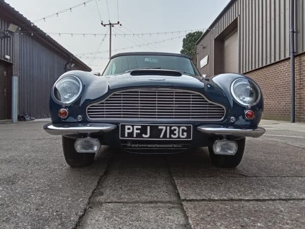 05022025 1969 aston martin db7 volante appraisal and start of strip down (49)