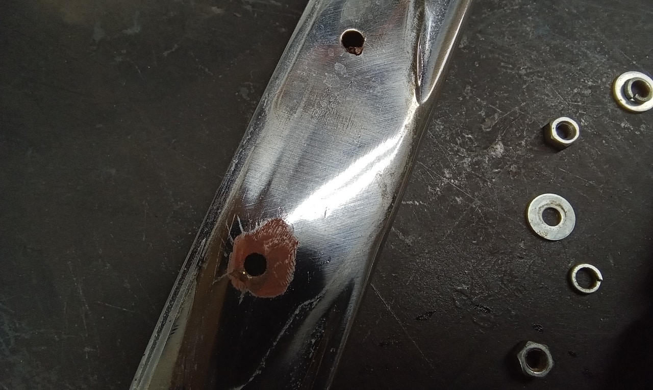 07022025 1969 aston martin db6 volante strip down (163)