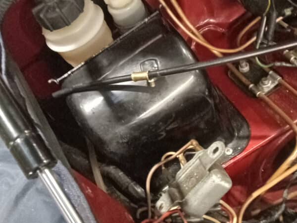 07022025 1972 mgb gt brake servo (17)