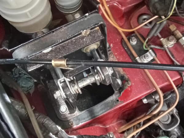 07022025 1972 mgb gt brake servo (21)