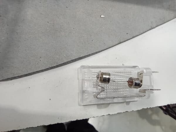 07022025 1985 merceds 500sl electrical issues (4)
