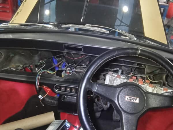 07022025 1994 rover mini cooper dash repairs (8)