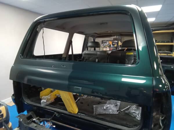 07022025 1994 toyota land crusier flat and polish (13)
