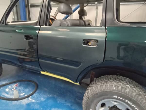 07022025 1994 toyota land crusier flat and polish (24)