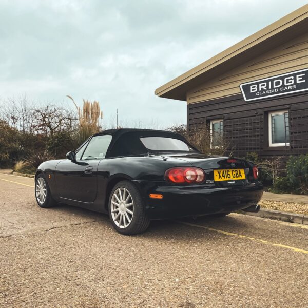 070225 2000 mazda mx5 conran edition arrival 2