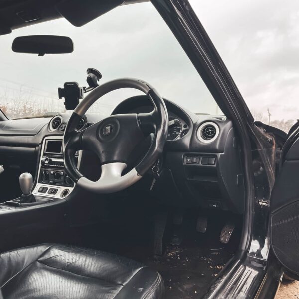 070225 2000 mazda mx5 conran edition arrival 3