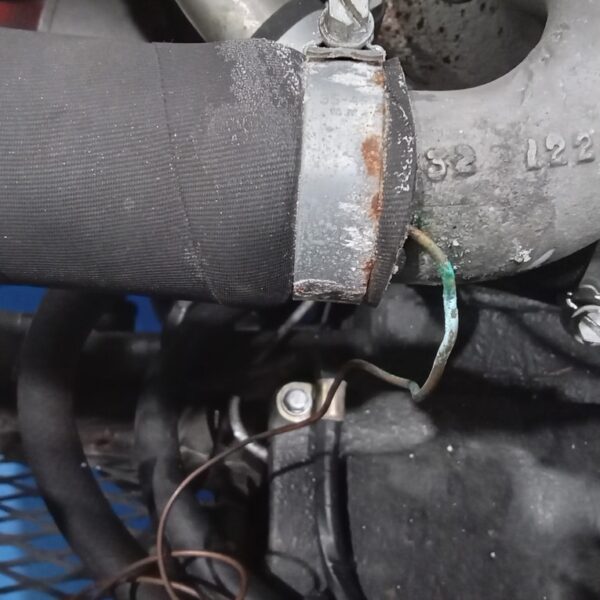 110225 1969 aston martin db6 volante drivetrain and engine bay tear down (21)