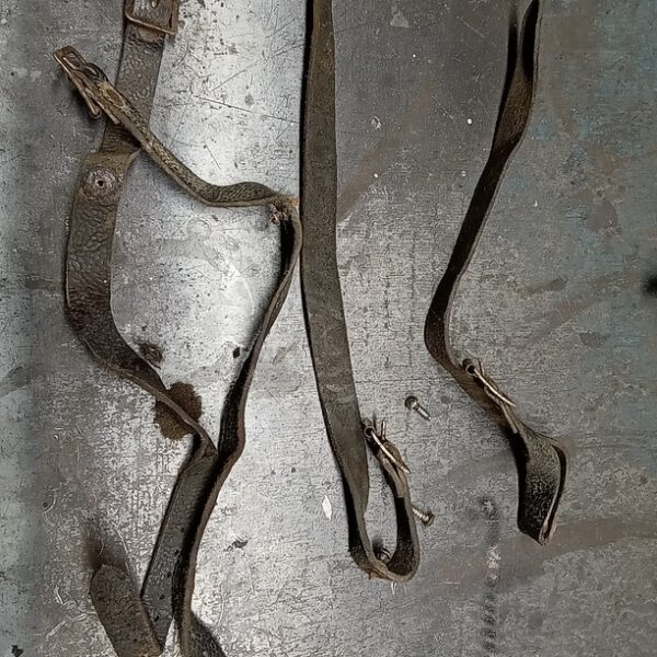110225 1969 aston martin db6 volante strip down (30)