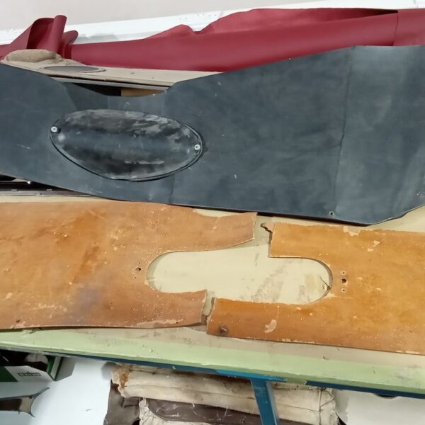110225 1976 jensen interceptor interior panels (3)