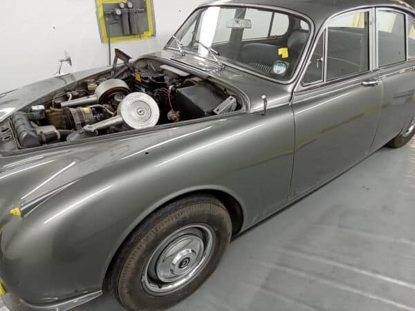 13022025 1968 daimler 250 v8 dent repair (9)
