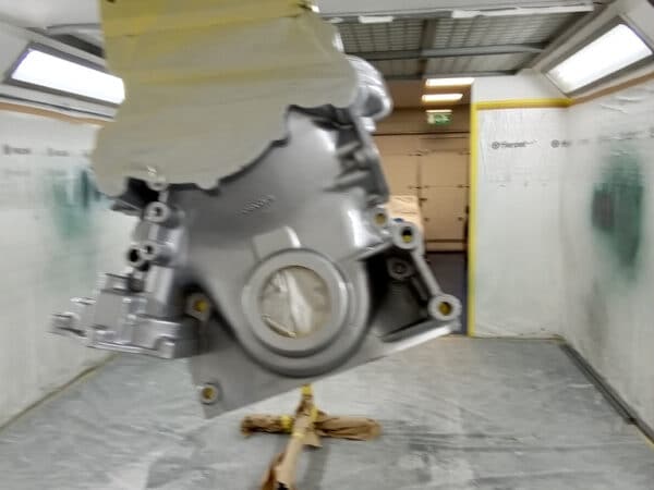 13022025 1975 mgb gt v8 engine paint (10)