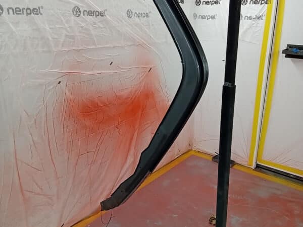 13022025 1987 mercedes 500sl bumper paint (11)