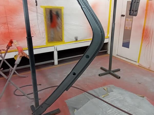 13022025 1987 mercedes 500sl bumper paint (7)