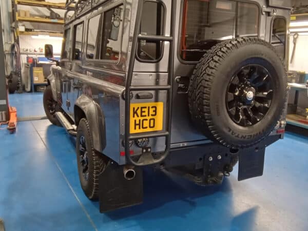 13022025 2013 land rover defender 110 pdi (14)