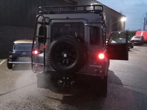 13022025 2013 land rover defender 110 pdi (2)