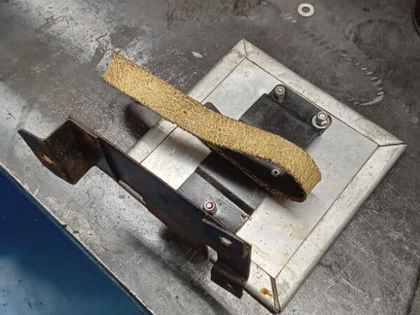 17022025 1969 aston martin db6 final strip down bits (1)