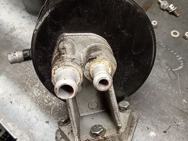 17022025 1969 aston martin db6 final strip down bits (12)