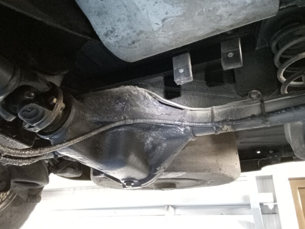 17022025 1969 aston martin db6 final strip down bits (27)