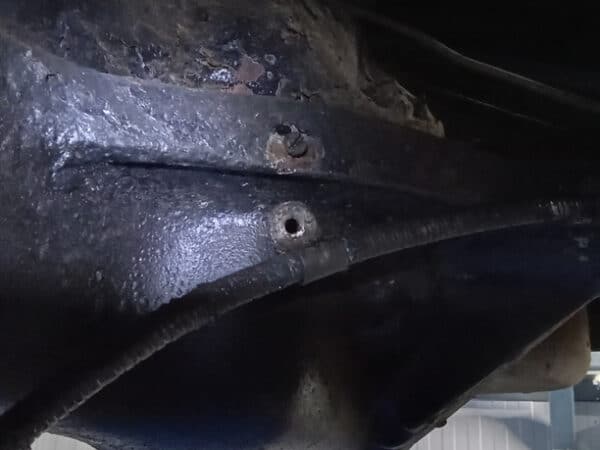 17022025 1969 aston martin db6 final strip down bits (29)