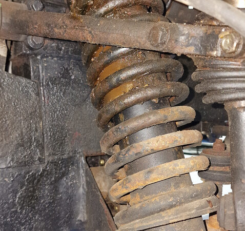 17022025 1969 aston martin db6 final strip down bits (69)