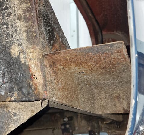 17022025 1969 aston martin db6 final strip down bits (71)