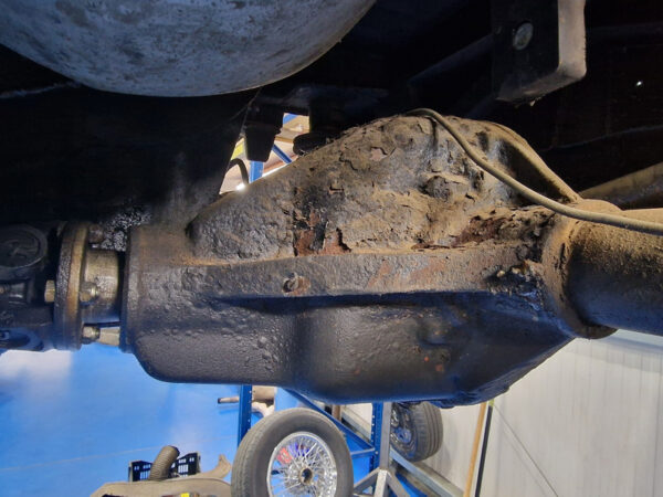 17022025 1969 aston martin db6 final strip down bits (80)