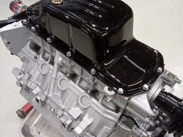 17022025 1975 mgb gt v8 engine prep and paint (20)