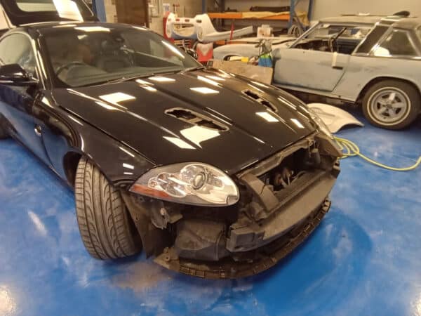 17022025 2010 jaguar xkr primer (25)