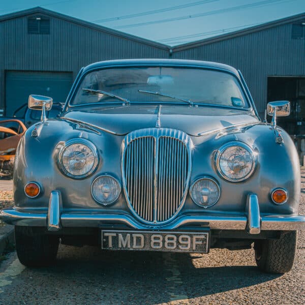 1968 daimler 250v8 arrival photos 2