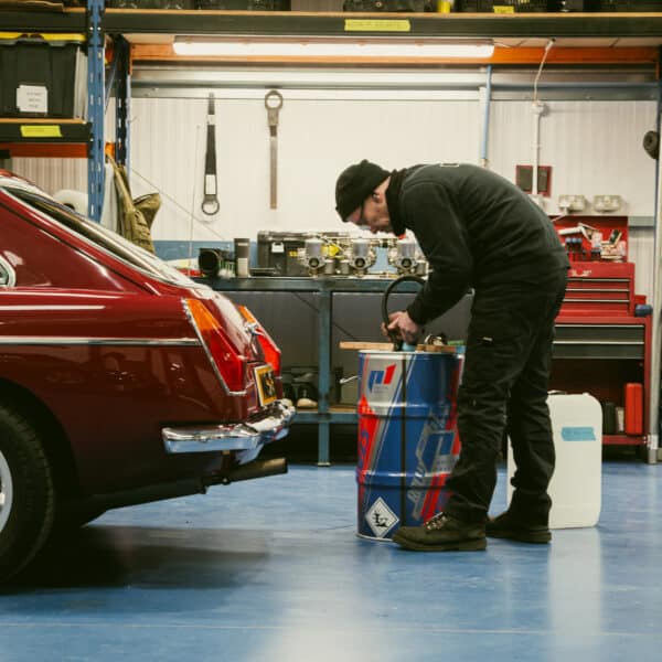 1972 mgb gt fueled up with p1 4