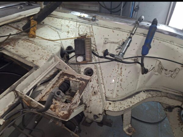 20022025 1969 audi 70l final welding (11)