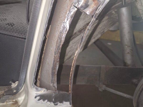 20022025 1969 audi 70l final welding (21)