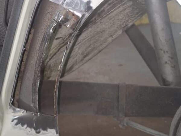 20022025 1969 audi 70l final welding (23)