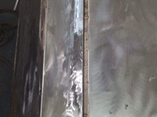 20022025 1969 audi 70l final welding (3)