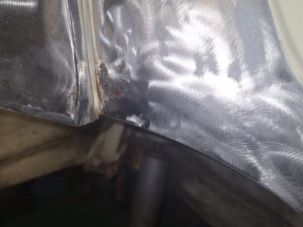 20022025 1969 audi 70l final welding (35)