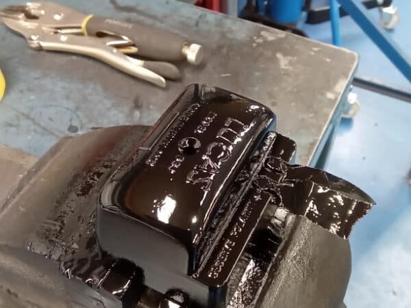 20022025 1969 db6 volante paint strip and washer pump (14)