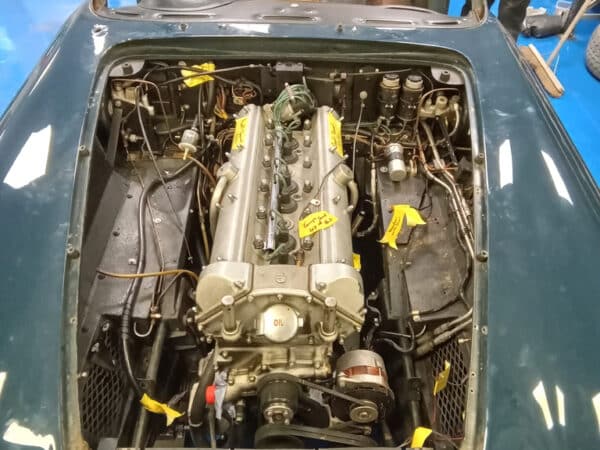 20022025 1969 db6 volante paint strip and washer pump (18)