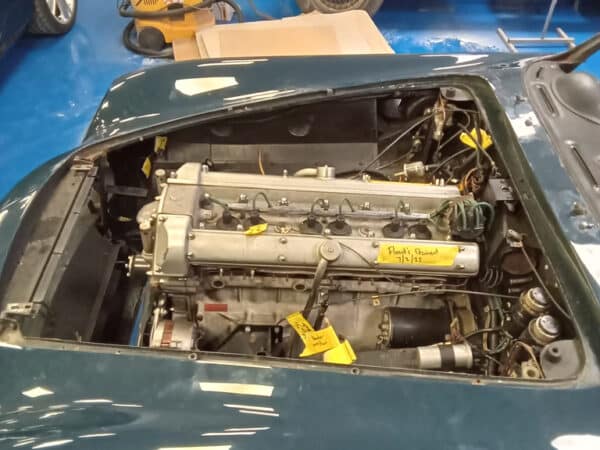 20022025 1969 db6 volante paint strip and washer pump (19)