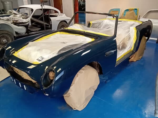 20022025 1969 db6 volante paint strip and washer pump (25)