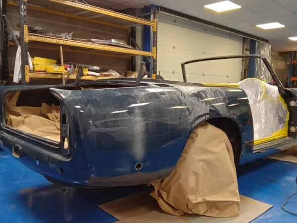 20022025 1969 db6 volante paint strip and washer pump (3)