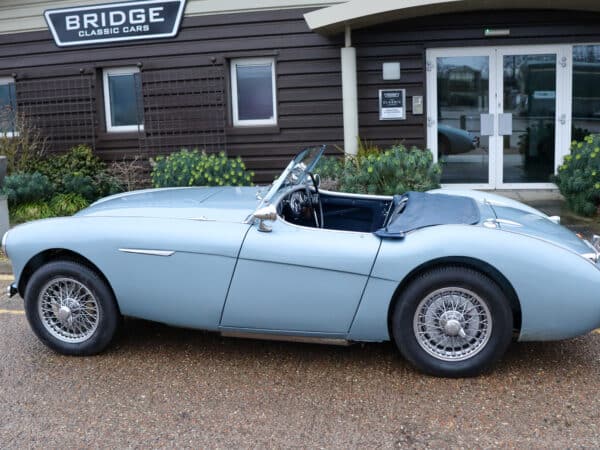 21022025 1955 austin healey 100 arrival (13)