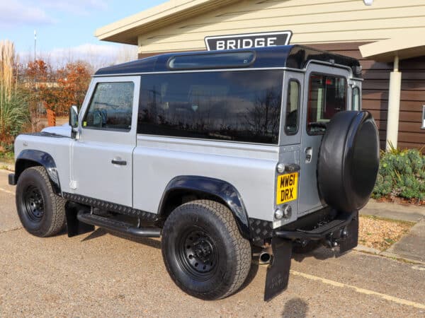 21022025 2012 land rover defender 90 arrival (21)