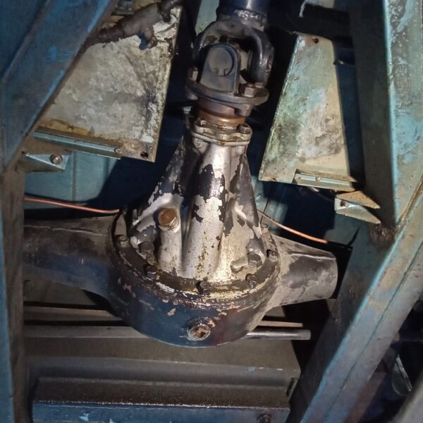 24022025 1955 austin healey 100 axle leaks (1)