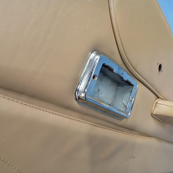 24022025 1969 aston martin db6 volante more strip down pics (141)