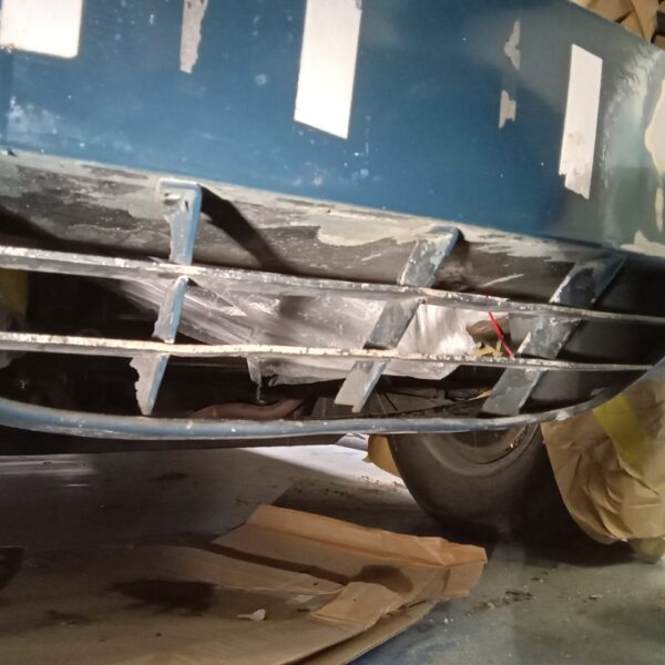 24022025 1969 aston martin db6 volante more strip down pics (183)