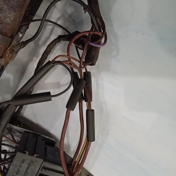 24022025 1969 aston martin db6 volante more strip down pics (79)
