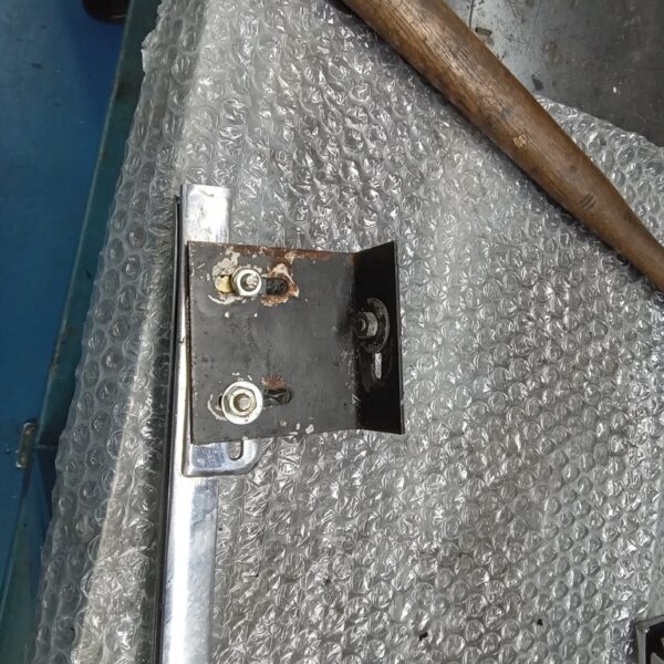 24022025 1969 aston martin db6 volante more strip down pics (94)