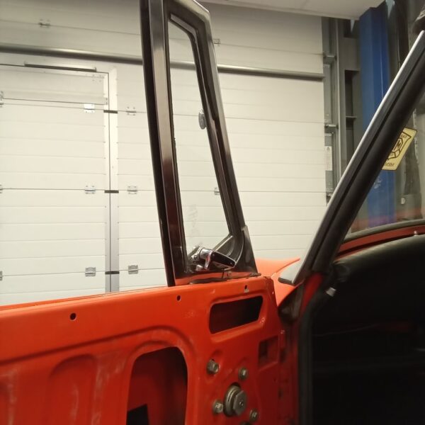 24022025 1980 mg midget reassembly (18)